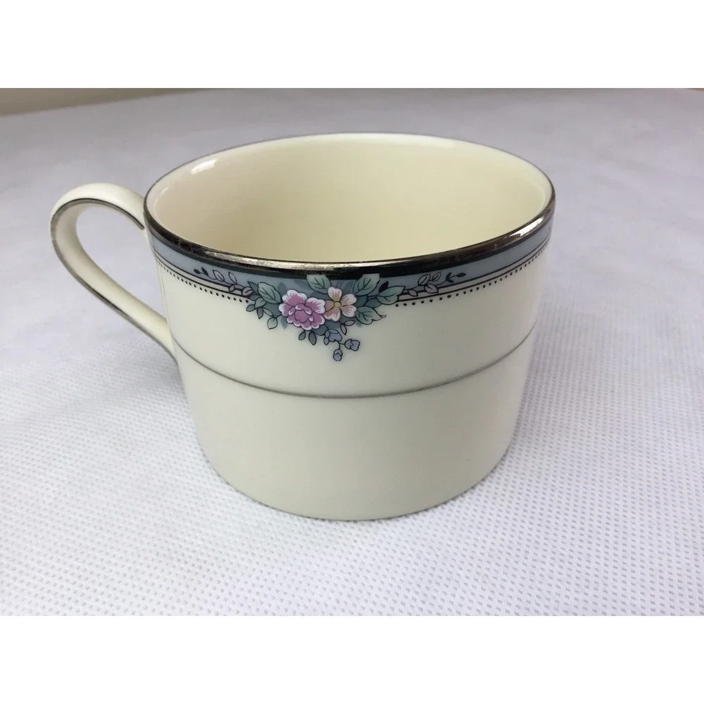 MIKASA Cup Regal Rose Fine Ivory L2251 Japan Coffee Tea Flowers Lot Of 5